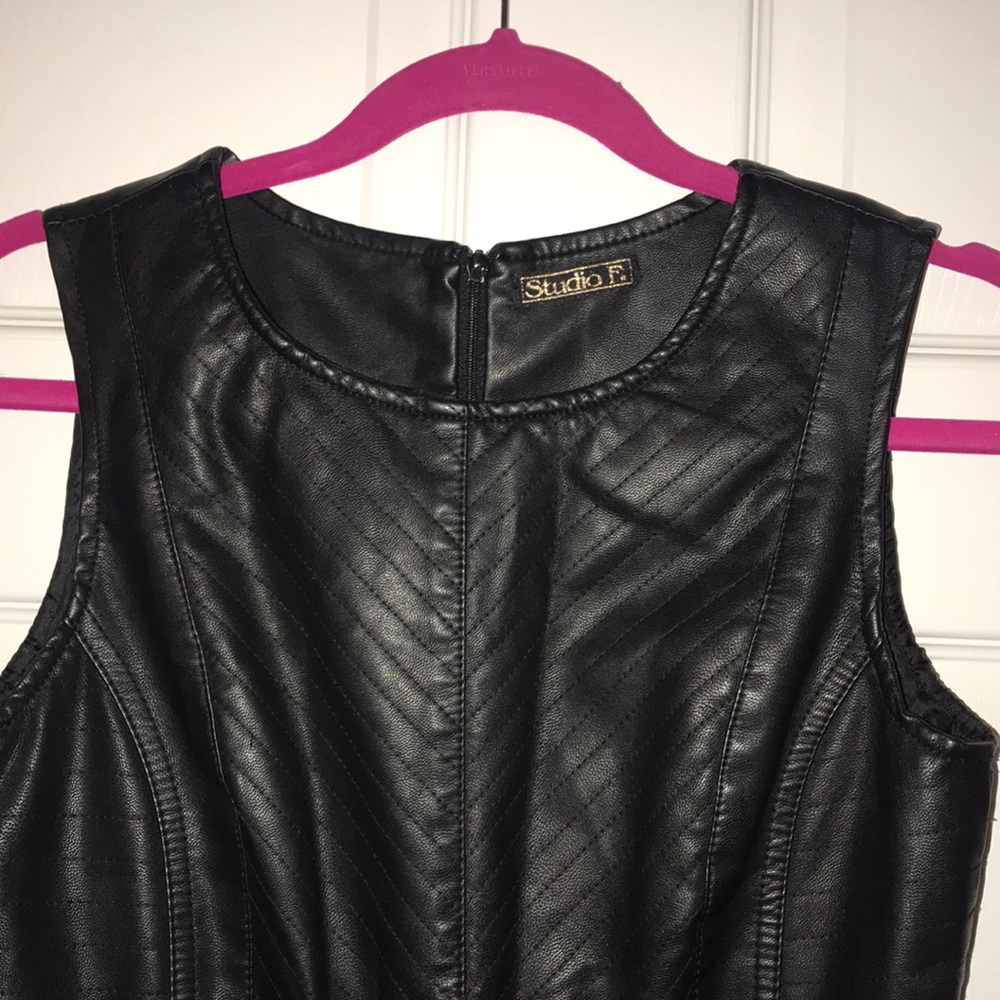 Black vegan leather peplum dress - Picture 2 of 5